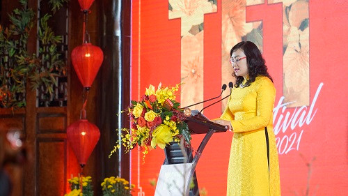 Bà Phan Thị Thắng, phó chủ tịch UBND TP.HCM phát biểu khai mạc