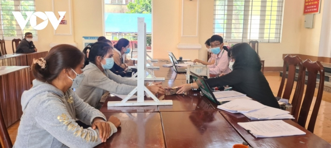 Chị Săn nhận được khoản vay vào cuối tháng 4 để tái canh cà phê