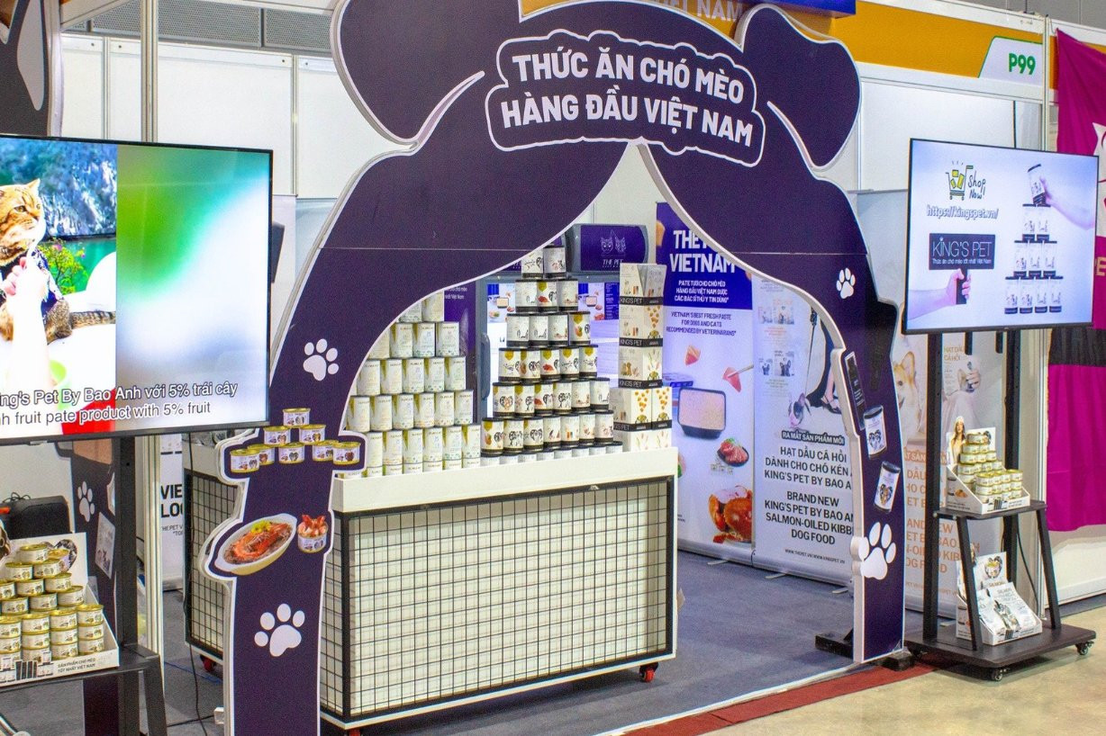 Nhiều sản phẩm và dịch vụ liên quan đến thú cưng được giới thiệu tại Petfair Vietnam 2024