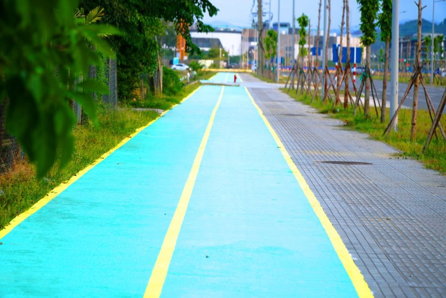 Huế dành một phần vỉa hè cho xe đạp 