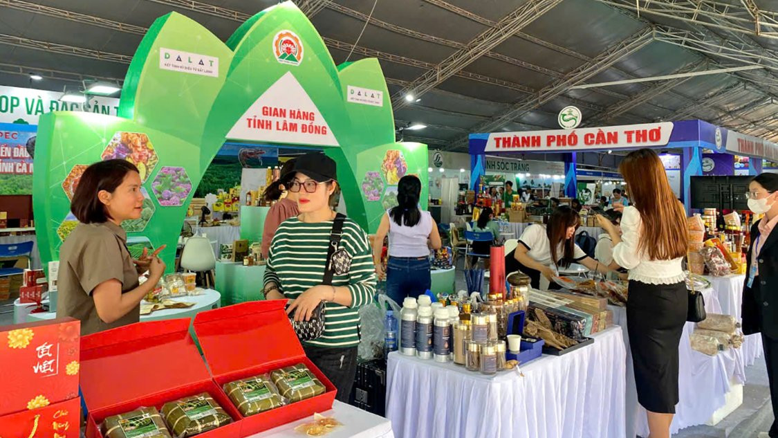 Hơn 2.000 doanh nghiệp tham gia kết nối cung cầu hàng hóa tại TP.HCM