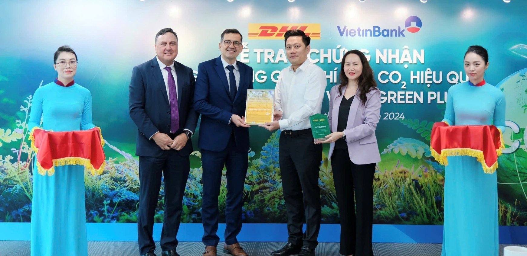 VietinBank và DHL tiên phong ứng dụng nhiên liệu SAF, giảm phát thải khí nhà kính