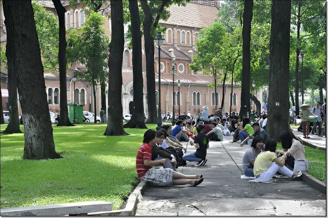 Cà phê bệt Sài Gòn chứng kiến lời hứa... lèo của Sơn Tùng M-TP 