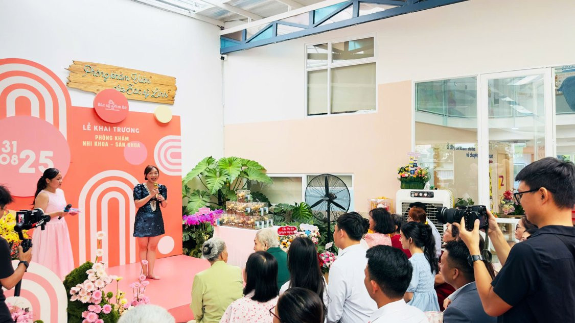 Từ 'Bác sĩ F0' đến phòng khám nhi có sân chơi 200m² giữa lòng Sài Gòn
