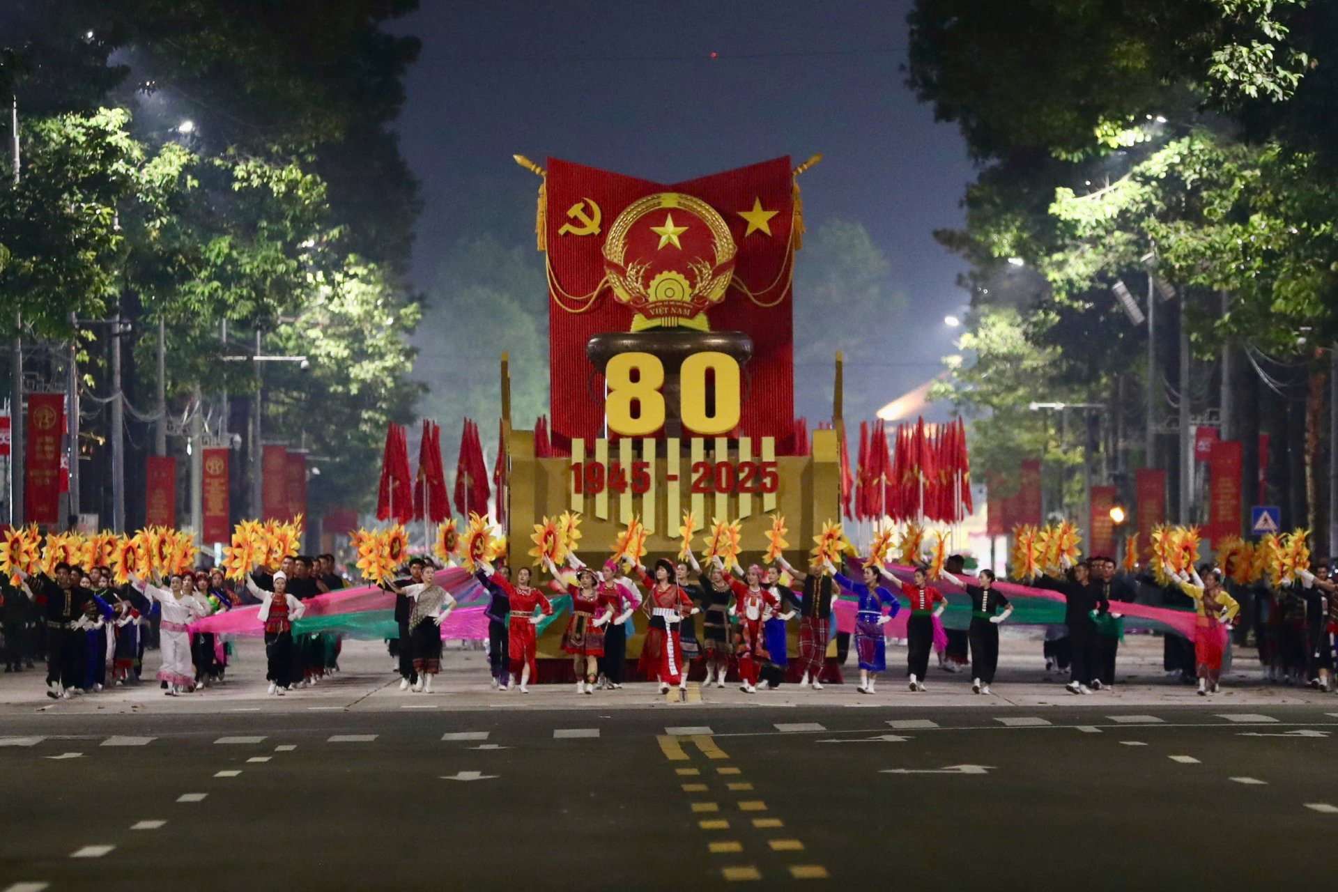 Quốc khánh 80 năm: Niềm vui hội tụ từ mọi giới, mọi miền