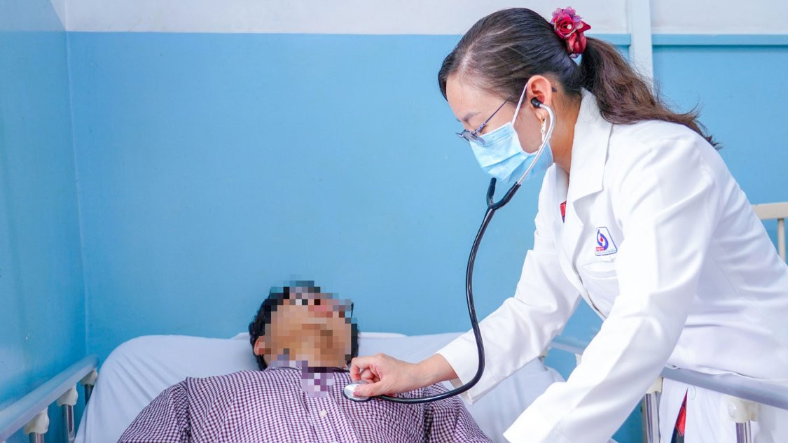 Vụ ngộ độc bánh mì Cóc: 304 người nhập viện, xác định do vi khuẩn Salmonella