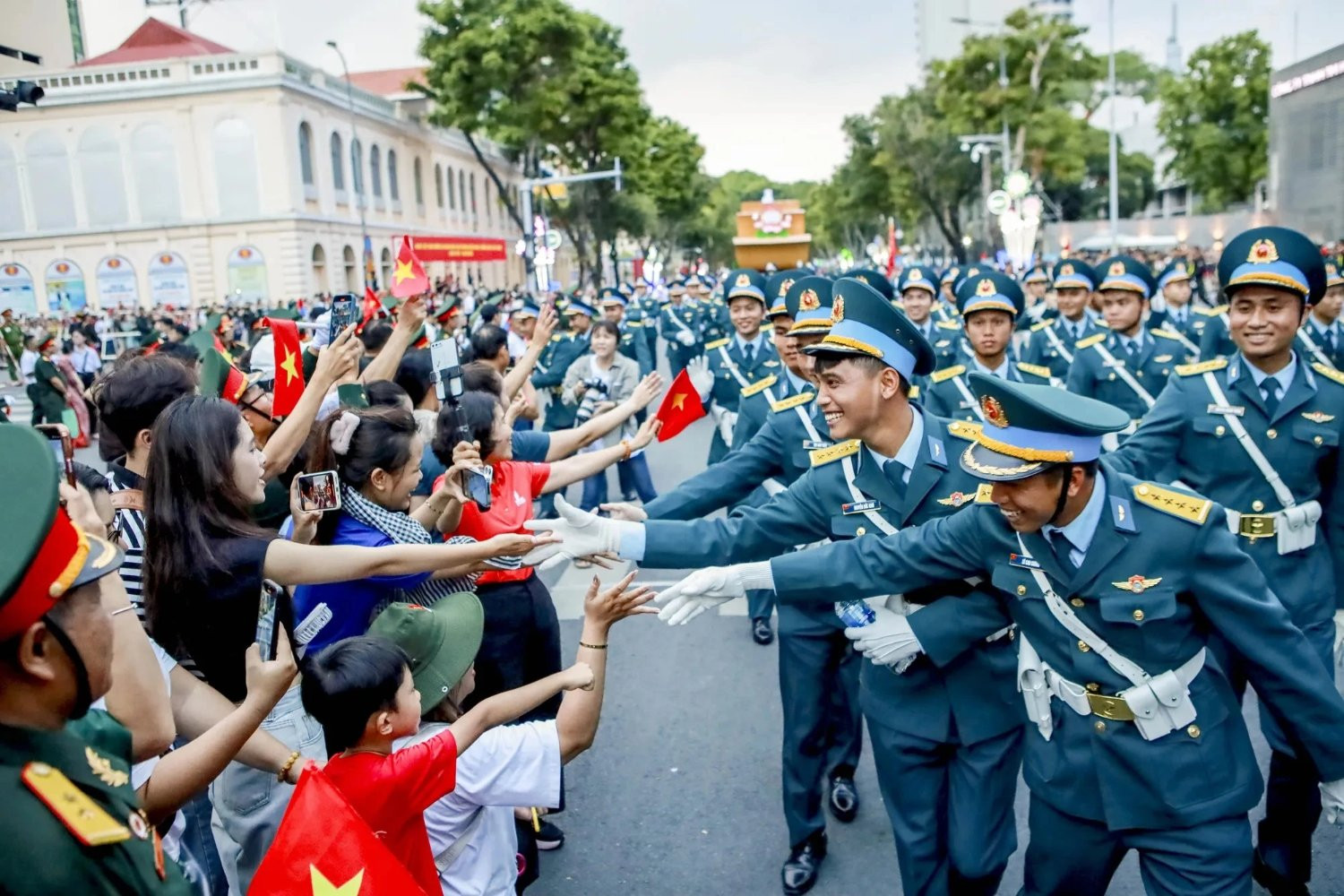 Mời bình chọn 10 sự kiện TPHCM 2025: Từ siêu đô thị mới đến khát vọng vươn tầm quốc tế 