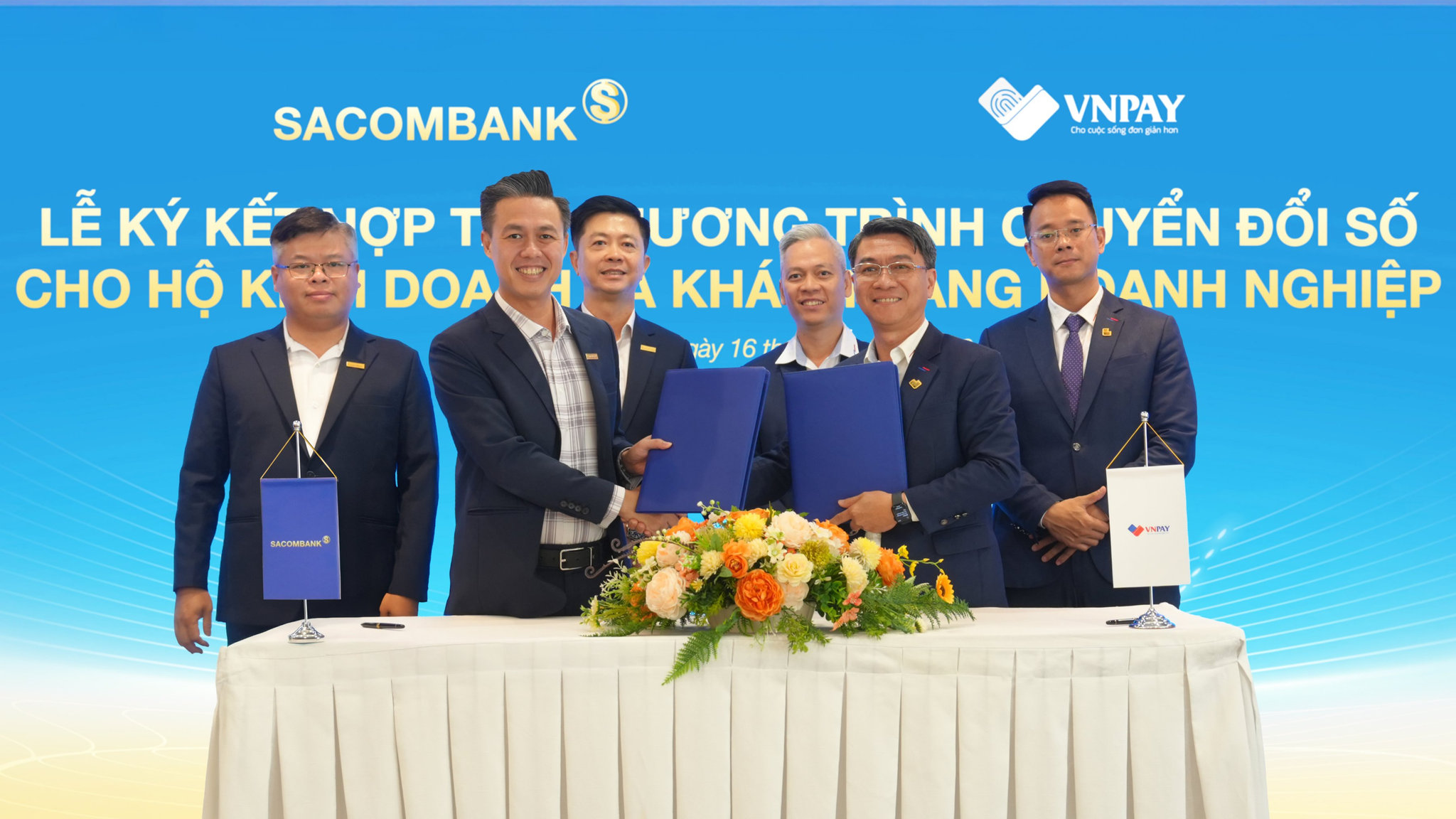 SACOMBANK và VNPAY phối hợp triển khai trọn bộ giải pháp giúp doanh nghiệp, hộ kinh doanh thanh toán và nộp thuế số