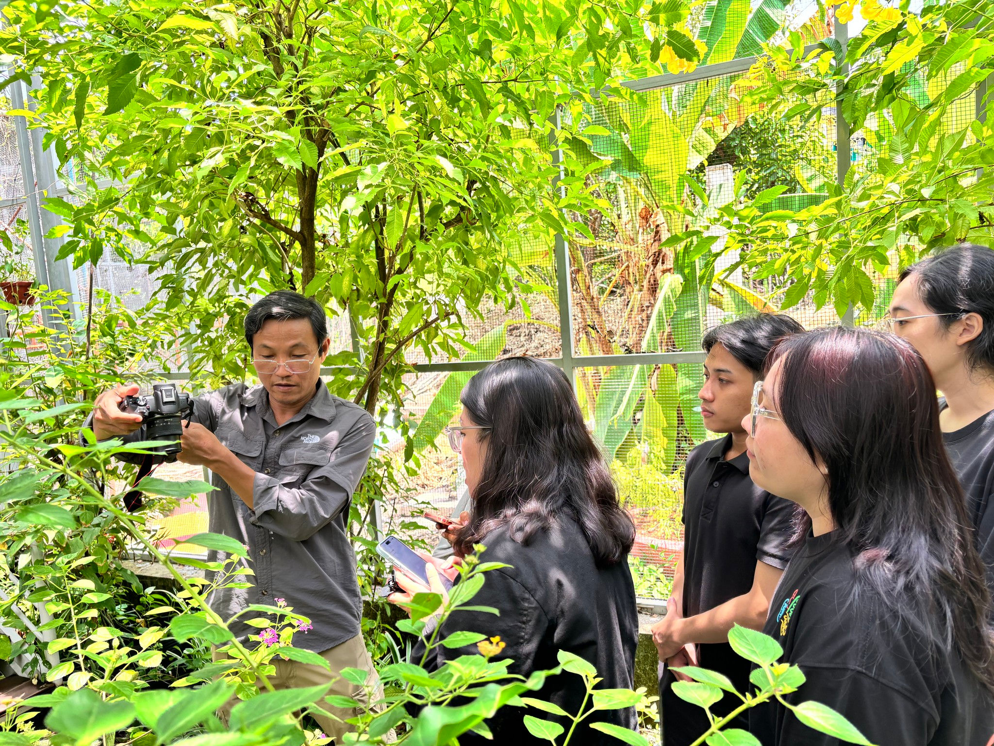 Thúc đẩy sinh kế từ lâm sản ngoài gỗ: Đặt cộng đồng vào trung tâm của bảo tồn rừng