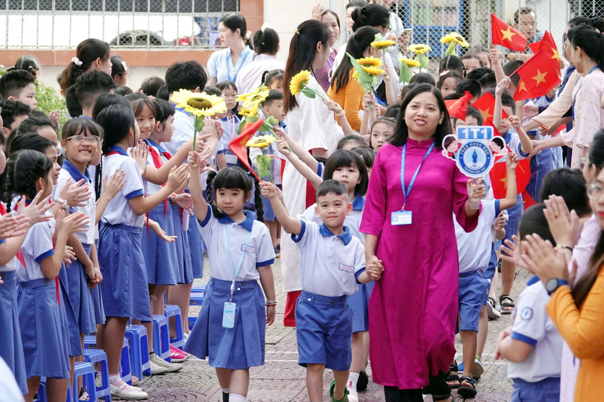 TPHCM khai tử hộ khẩu trong tuyển sinh: Khi bản đồ số định vị lại quyền lợi học đường 