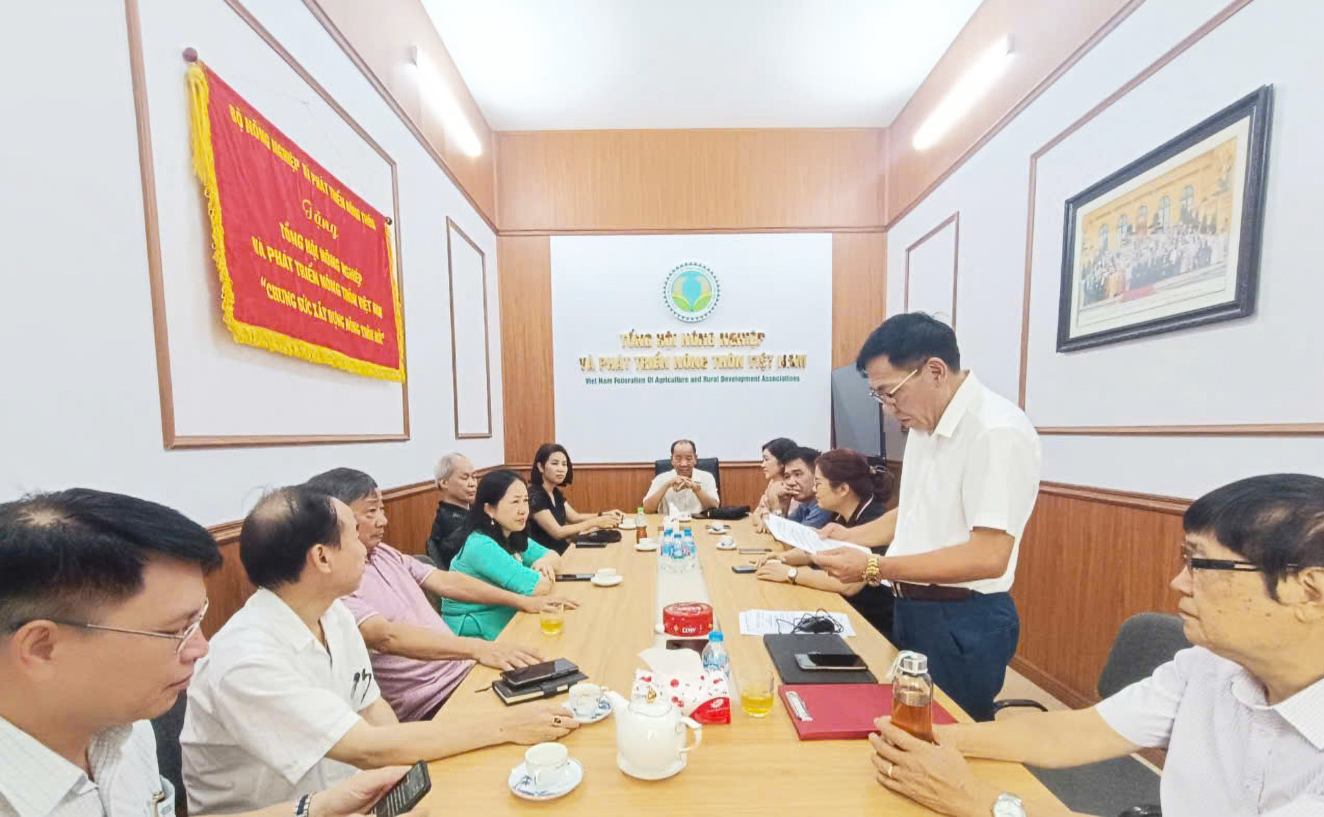 Tổng hội NN&PTNT VN trao quyết định công nhận 4 hội viên
