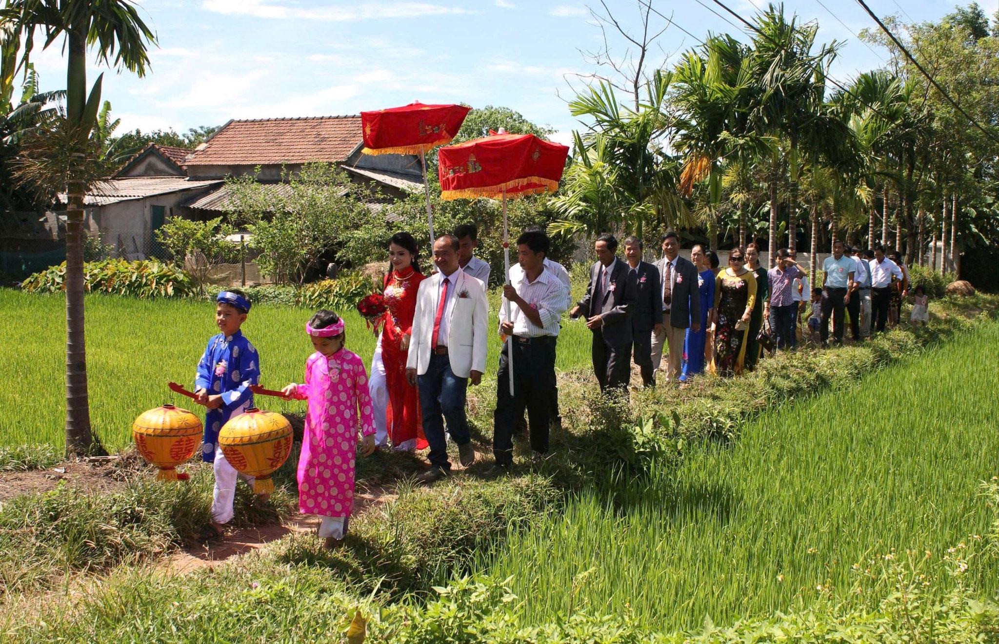 Tiếng vịt kêu trong đêm dạm ngõ 