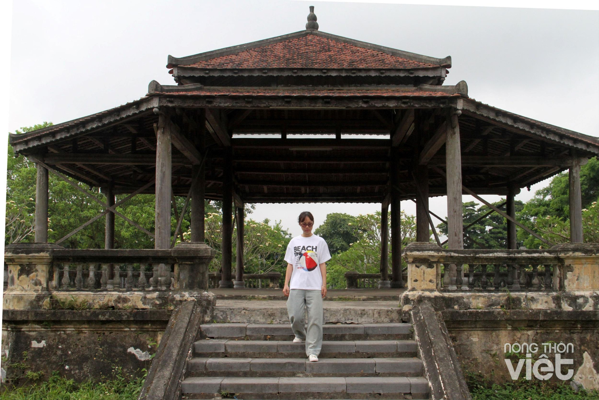 thoi-cuoc-doi-thay-chon-xua-da-vang-nguoi-cu(1).jpg
