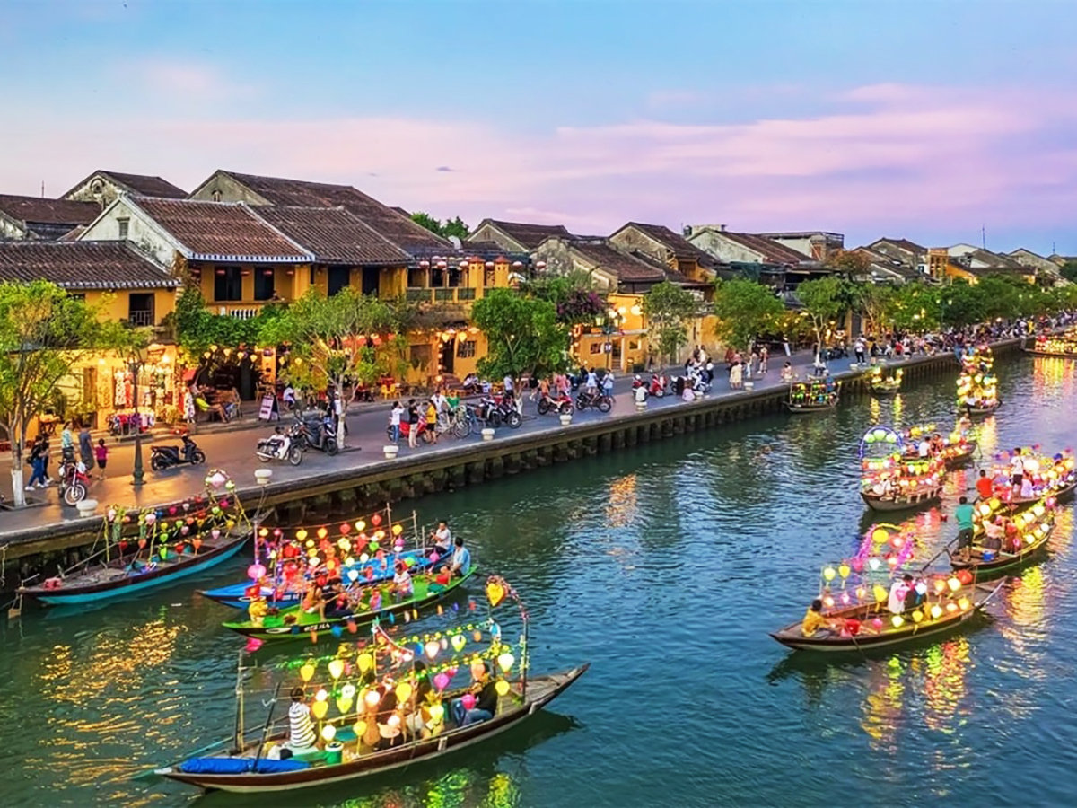 Hội An đang tự cứu mình 