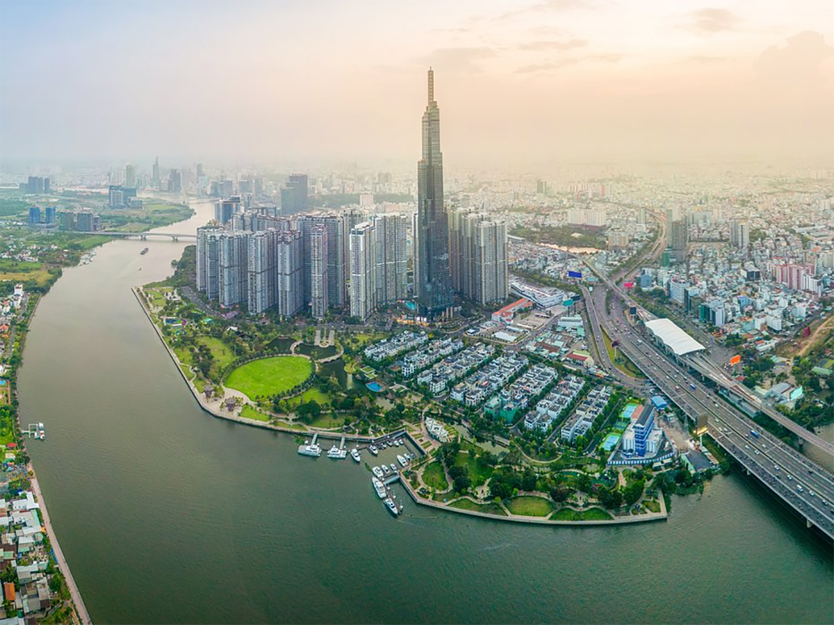 Nghị quyết 09: cơ hội để TP.HCM thoát khỏi cảnh ‘vừa chạy vừa xếp hàng”.
