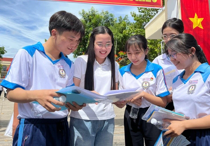 Đề thi tốt nghiệp 3