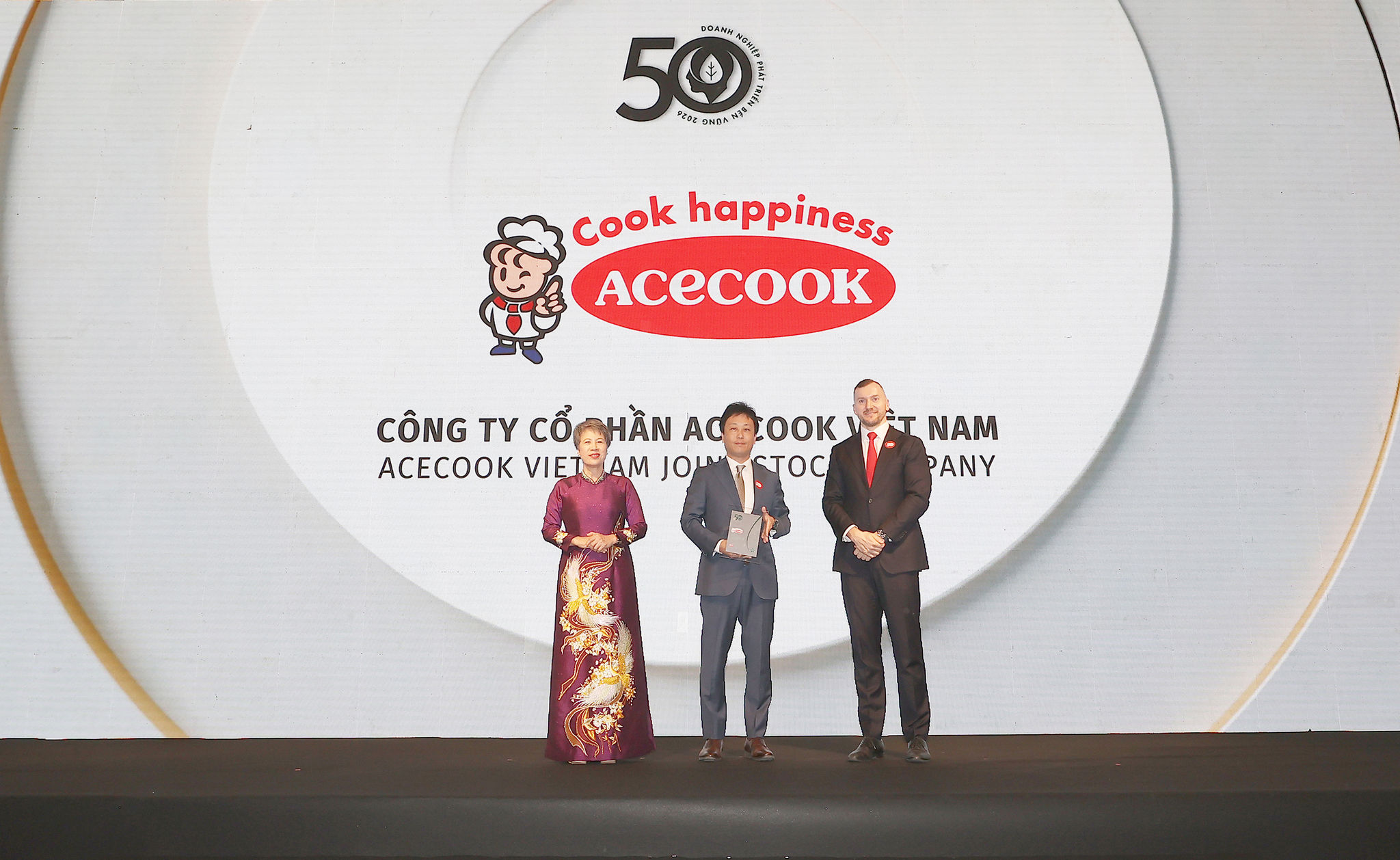 Acecook Việt Nam lọt Top 50 doanh nghiệp phát triển bền vững 2026: Dấu ấn từ nỗ lực giảm rác thải