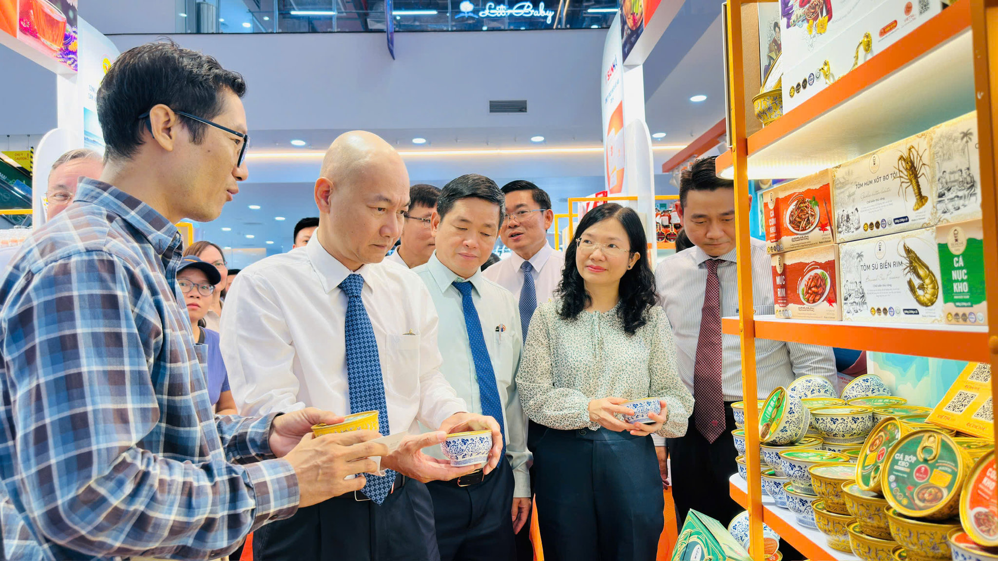 Tuần lễ kết nối giao thương SATRA 2026: Trợ lực cho hàng nội địa lên kệ siêu thị 