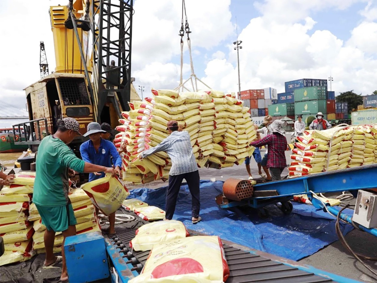 Logistics nông sản Việt: Chờ ngày thoát 'bẫy chi phí’ từ hạ tầng yếu kém 