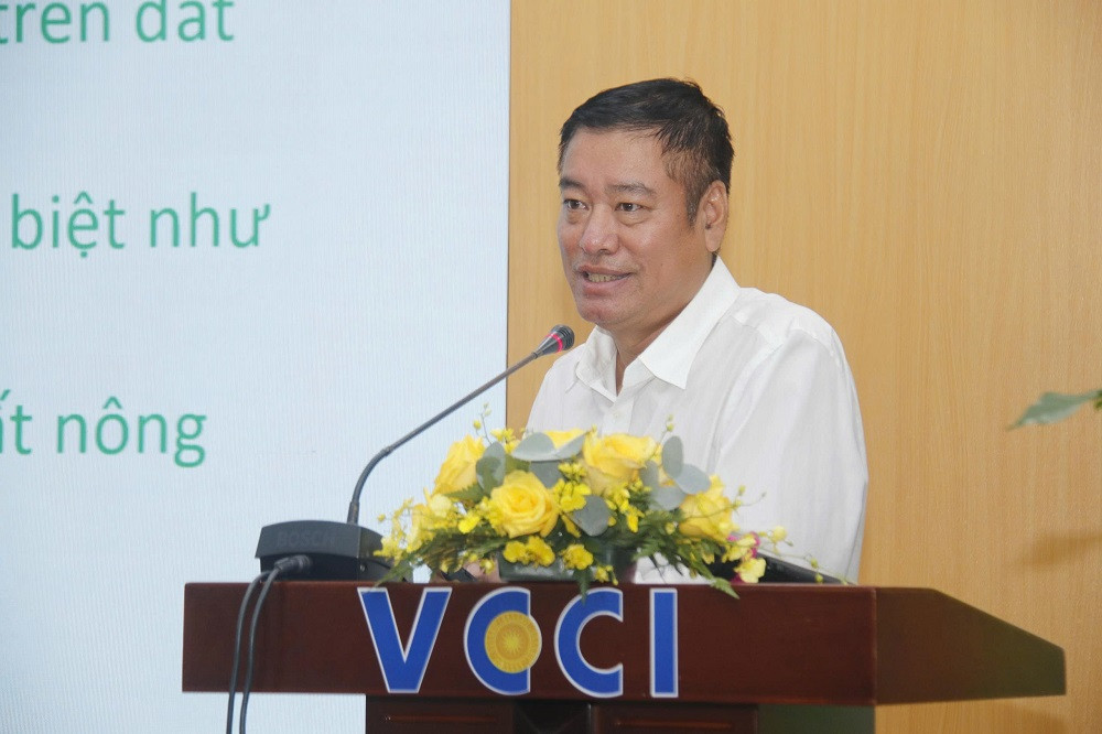 TS -Phạm -Viết -Thuận -Viện t-rưởng- Viện -Kinh tế -Tài -nguyên -và -Môi t-rường