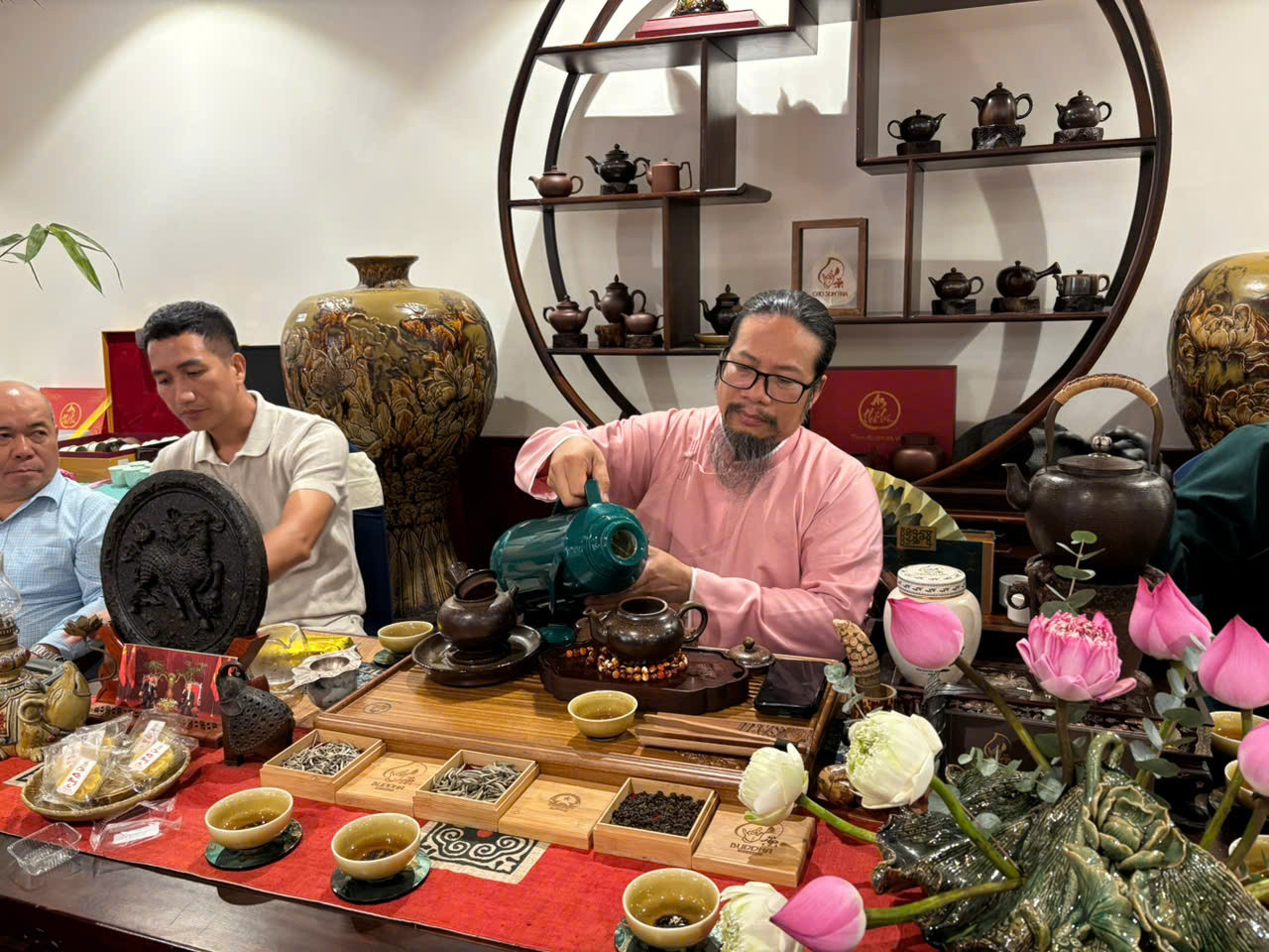 Kết nối để giữ hồn văn hóa trà Việt từ gốc rễ