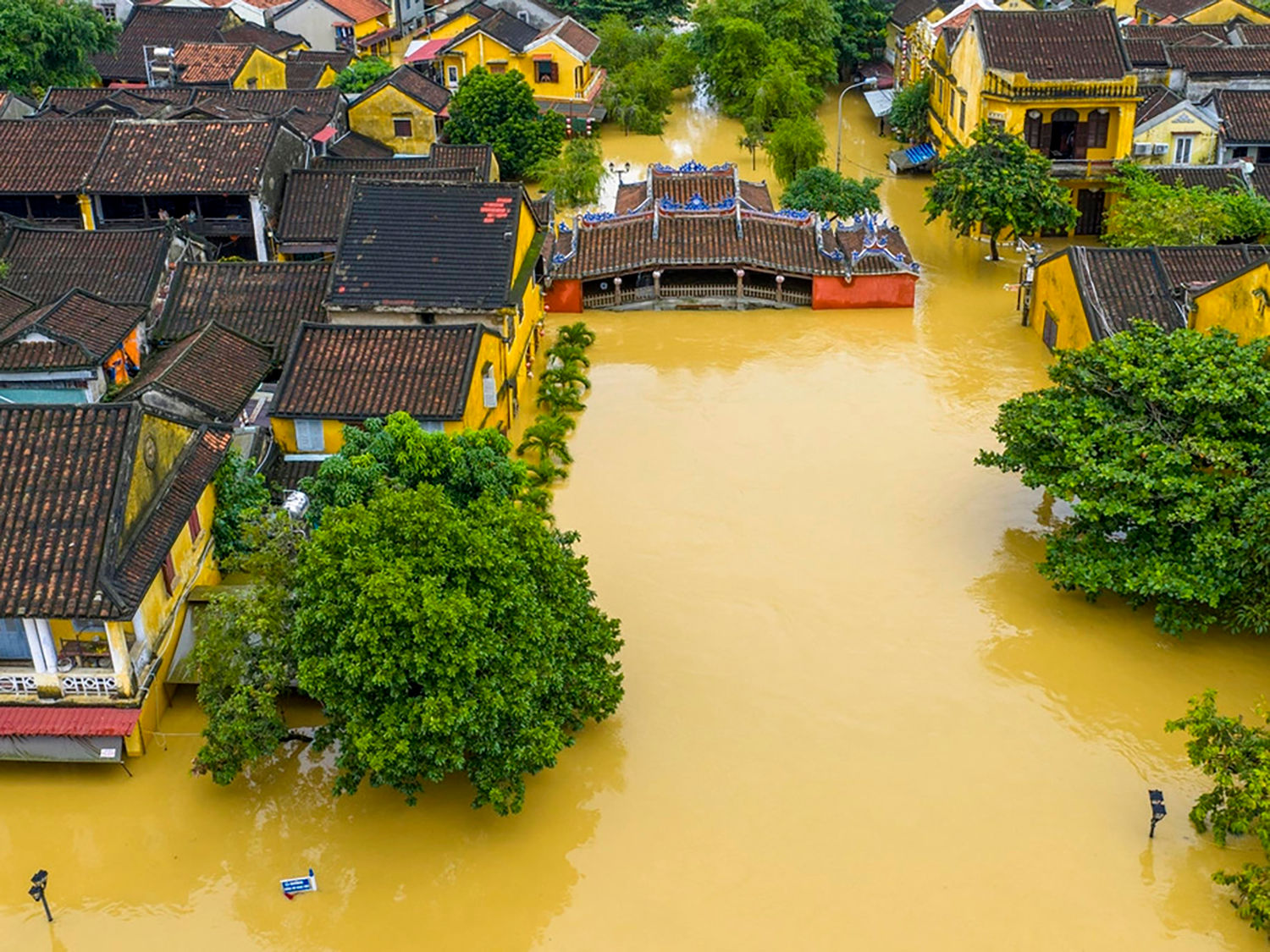 Khu vực Chùa Cầu Hội An bị ngập lụt ngày 29.10.2025. Ảnh Nguyễn Đông