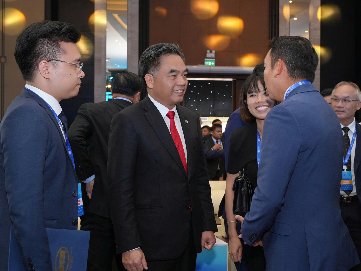 Với TP. Hồ Chí Minh, ông Phouvong Ounkhamsen đề xuất các địa phương duy trì kênh trao đổi thông tin thường xuyên.