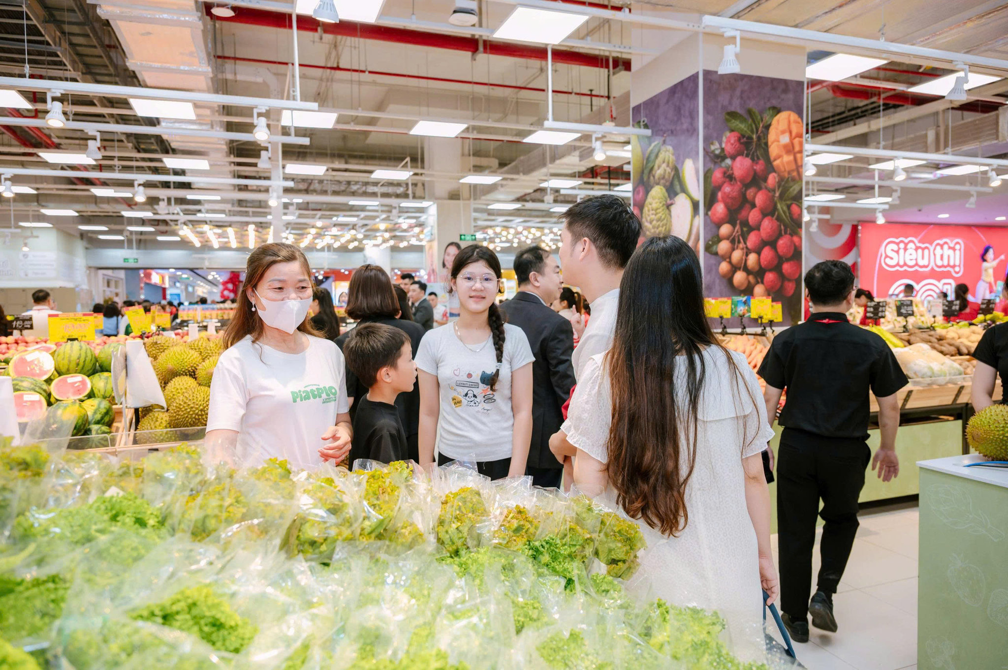 Cuộc đua bán lẻ về nông thôn (