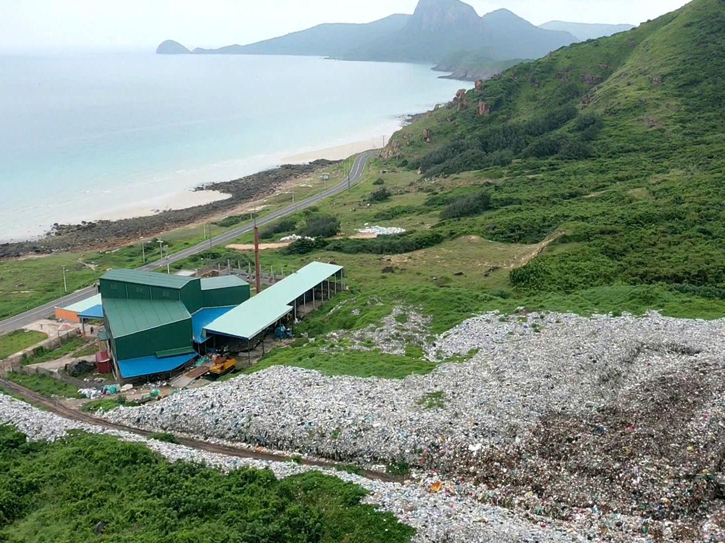 TP.HCM: Trình khẩn bãi bỏ Quyết định về chuyển đổi đất rừng đặc dụng để xây nhà máy xử lý rác Côn Đảo 