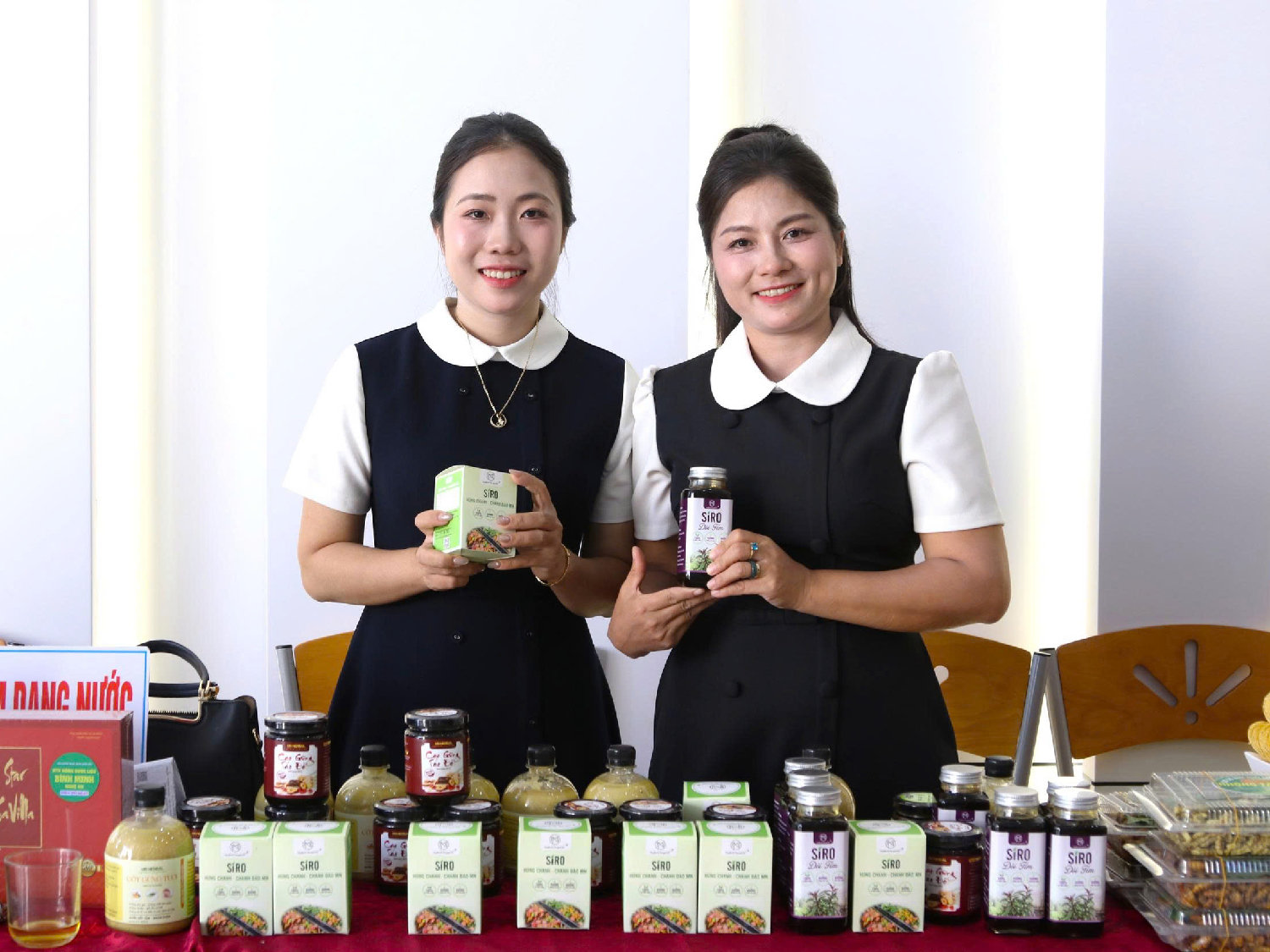 Nhiều sản phẩm được trưng bày và giới thiệu tại cuộc thi.