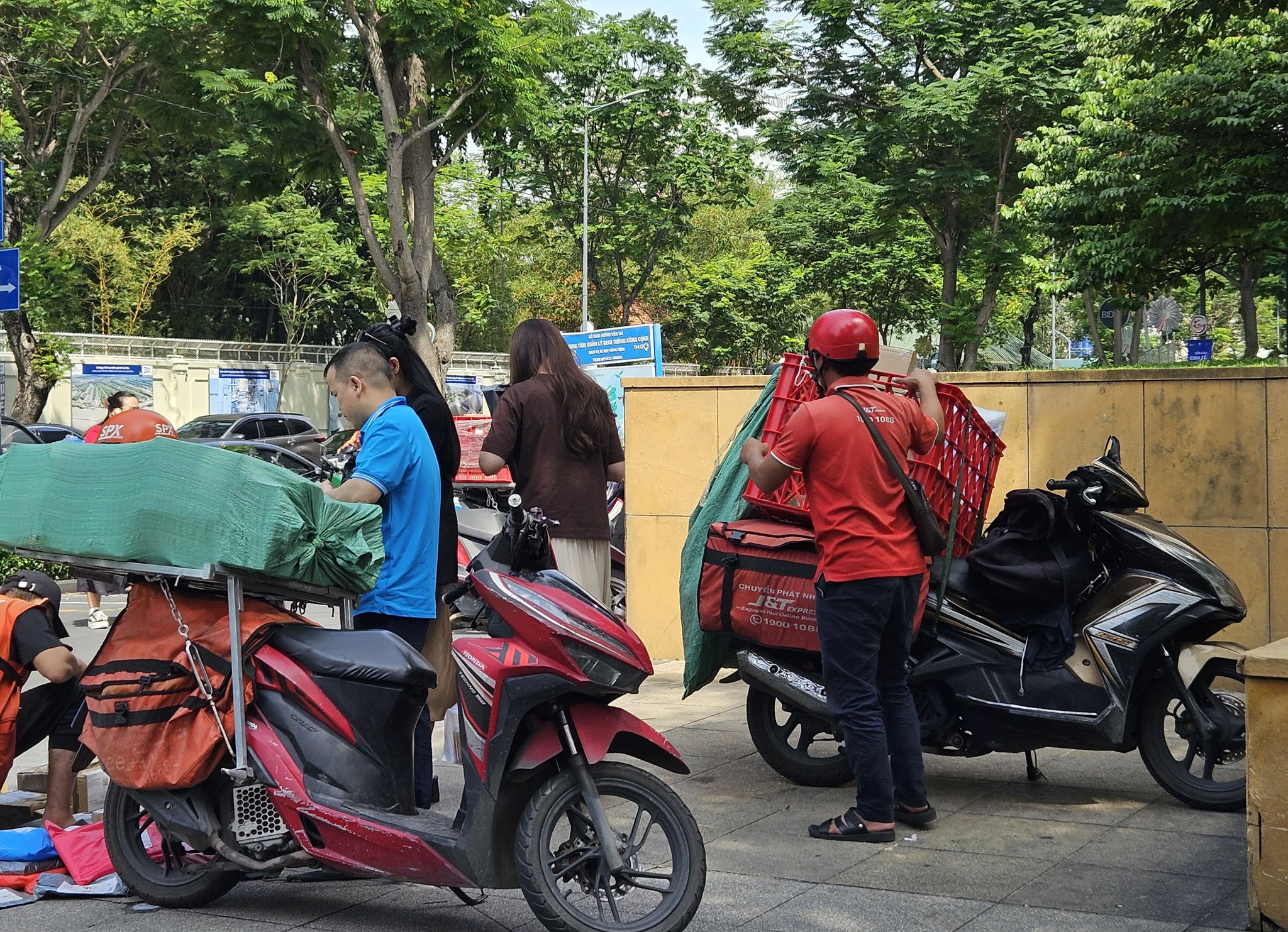 Đây là lý do người mua hàng online sẵn sàng chờ giao lâu hơn