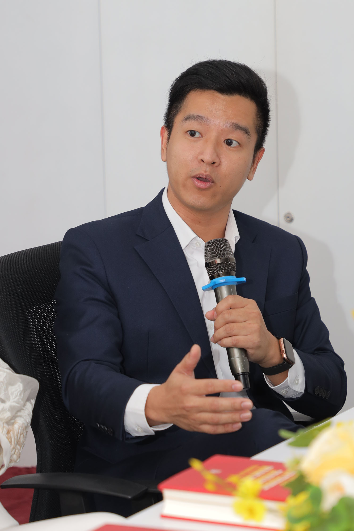 ha-quoc-phong-ke-nghiep-gia-dinh (5)