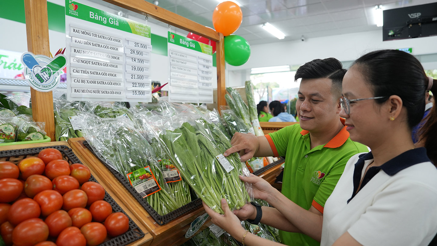 SATRA đưa cửa hàng thực phẩm vào Bệnh viện Quân y 175 