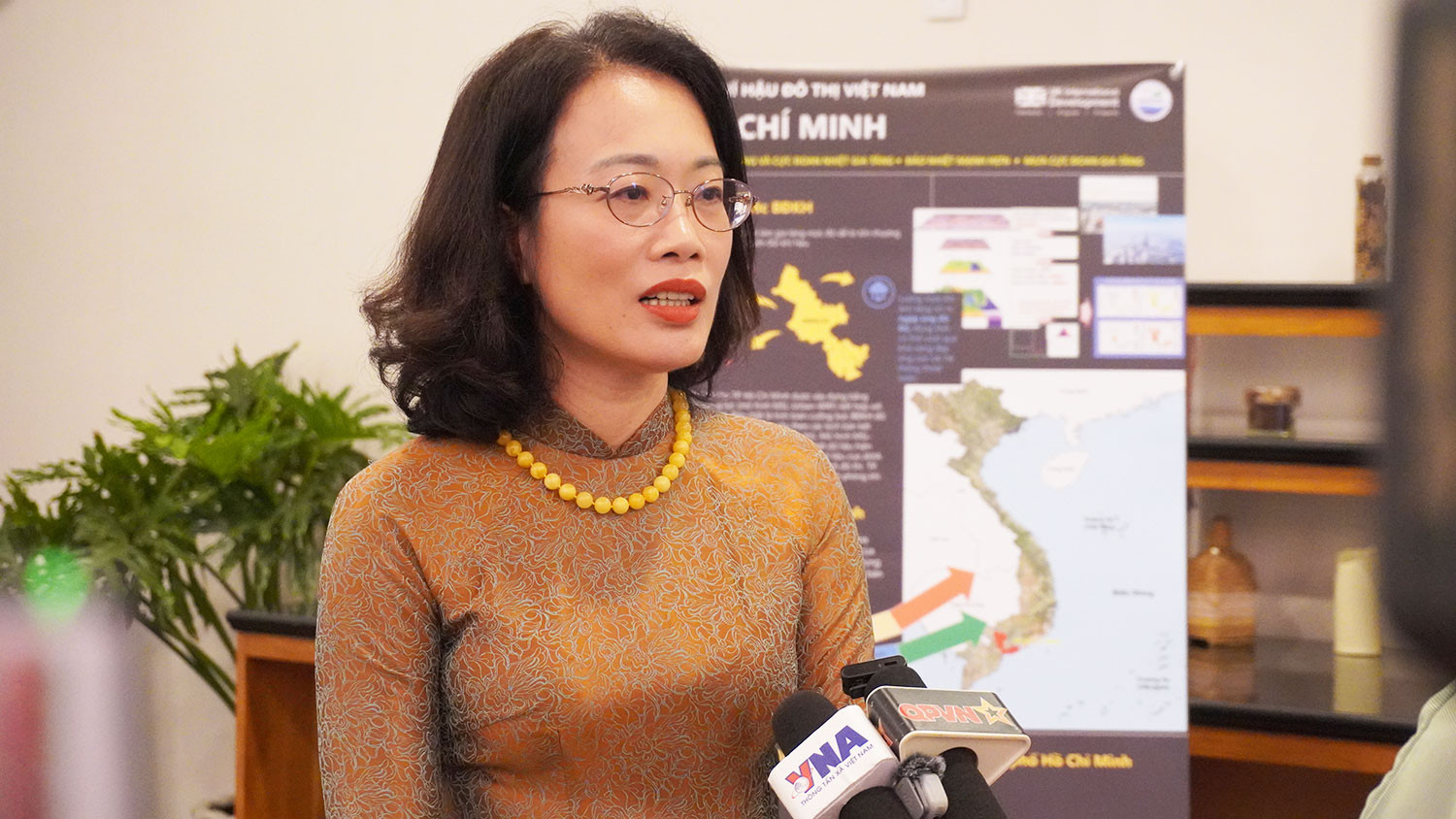 pgs-ts-pham-thi-thanh-nga.jpg