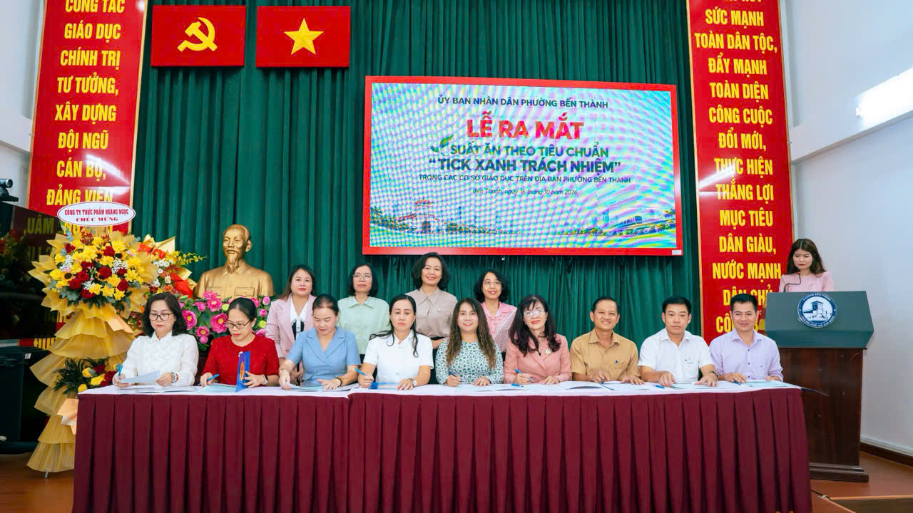 Phường Bến Thành ra mắt mô hình ‘Suất ăn tick xanh trách nhiệm’ (2)