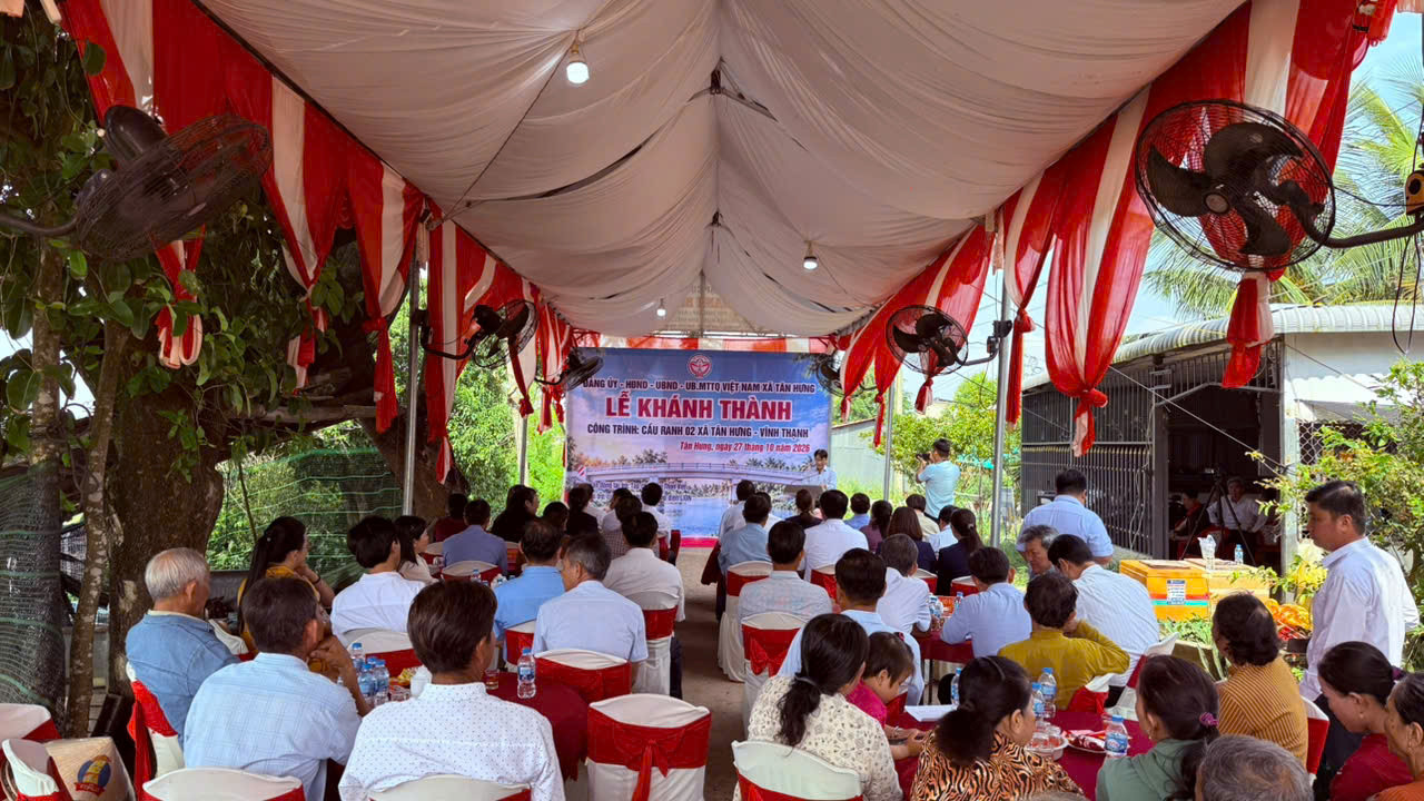 khanh-thanh-cau-giap-ranh-vinh-hung-vinh-thanh-tay-ninh-14.jpg