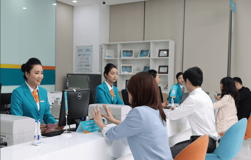 Ngân hàng Nhà nước yêu cầu các ngân hàng lập tức giảm lãi suất