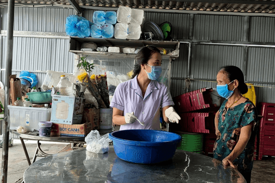 Thêm nguy cơ cao tại vùng lũ: Đối phó với hàng loạt dịch bệnh rình rập