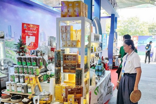 Đưa đặc sản vùng miền vào siêu thị bằng ‘kết nối trách nhiệm’
