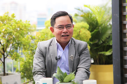 Tiến sĩ tâm lý Nguyễn Hữu Long: ‘Tôi không sợ phụ nữ mạnh mẽ, nhưng tôi có… ngại'