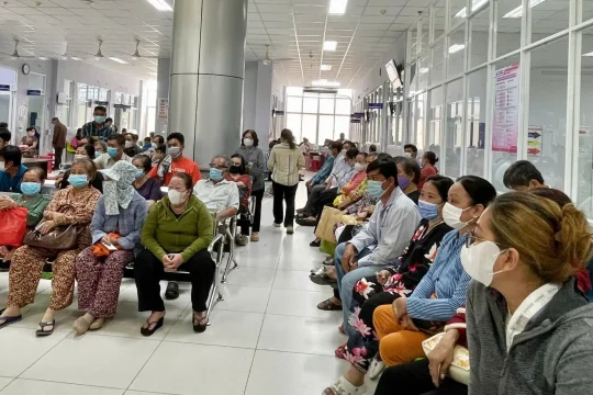 Miễn viện phí 2030: Từ giấc mơ sống khỏe đến bài toán quản trị thực tế