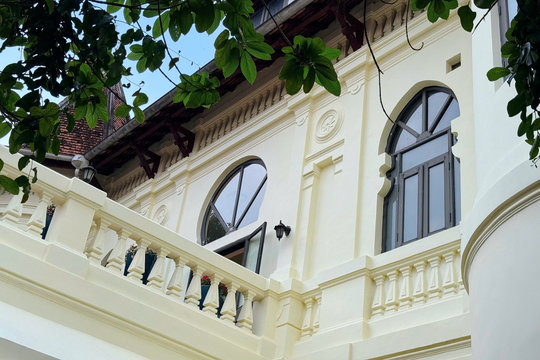‘Lâu đài’ cổ tại Nhà văn hóa Thanh niên hút giới trẻ khám phá