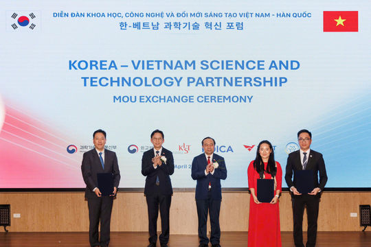 Đại học Quang Trung đẩy mạnh hợp tác quốc tế: Bước tiến chiến lược trong lĩnh vực công nghệ lượng tử