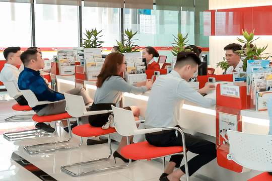 Cuộc đua tăng vốn ngành ngân hàng năm 2026: Cơ hội đi kèm không ít thách thức, rủi ro