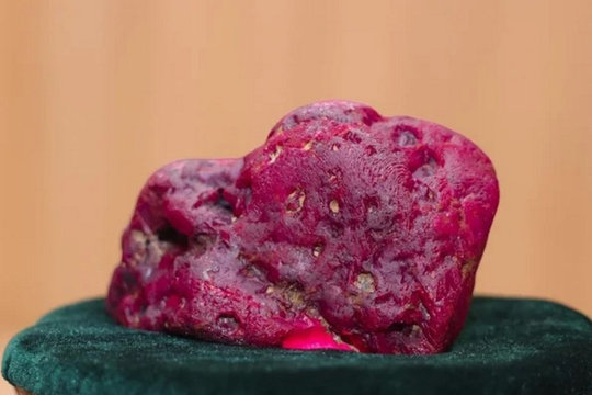 Viên hồng ngọc 11.000 carat vừa phát hiện và 'mặt tối' đầy xung đột của ngành đá quý Myanmar