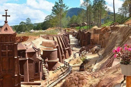 Làng Đất Sét ở Đà Lạt - Điểm đến 102