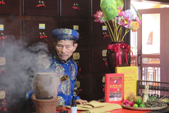 Tinh hoa YHCT: Mất, vì bị đo bằng… thước tây