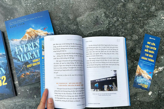Đọc Everest Marathon: Hành trình vượt qua giới hạn ở tuổi 52