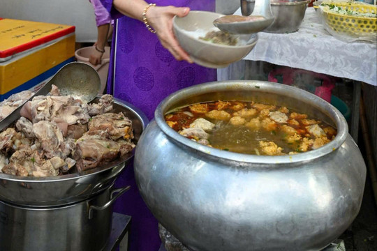 Bún bò Huế: Từ bữa sáng của người dân đến danh phận di sản