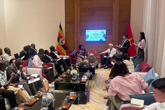 Việt Nam - Uganda mở hướng hợp tác từ cà phê, phân bón đến công nghệ nông nghiệp